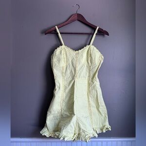 Urban Outfitters Juliet Lace Inset Yellow Romper Size Medium